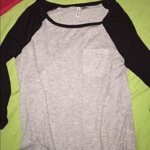 H&M baseball quarter sleeve tee